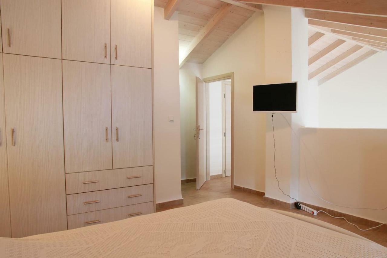 Xaradiotis House - A Modern Home Away From Home Katomerion Ngoại thất bức ảnh